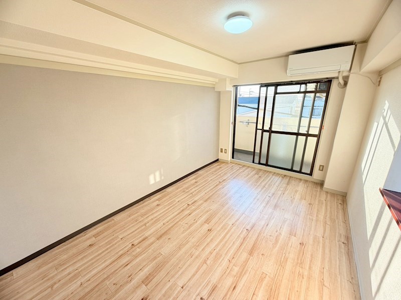 エバーグリーン天理 リビング