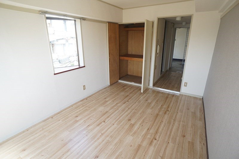 エバーグリーン天理 ベッドルーム