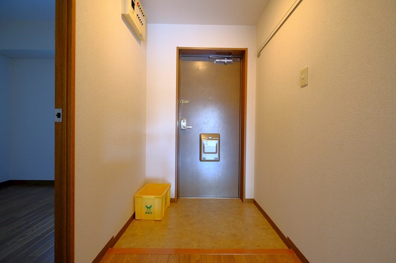 オーク・ステージ八木 玄関