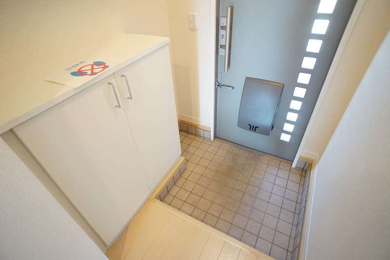 シャーメゾン　コトー 玄関