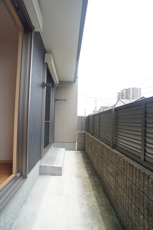 ラフィナートＣ ベランダ