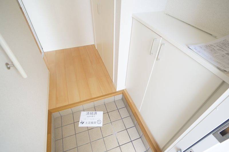 ヴィルヌーブ 玄関