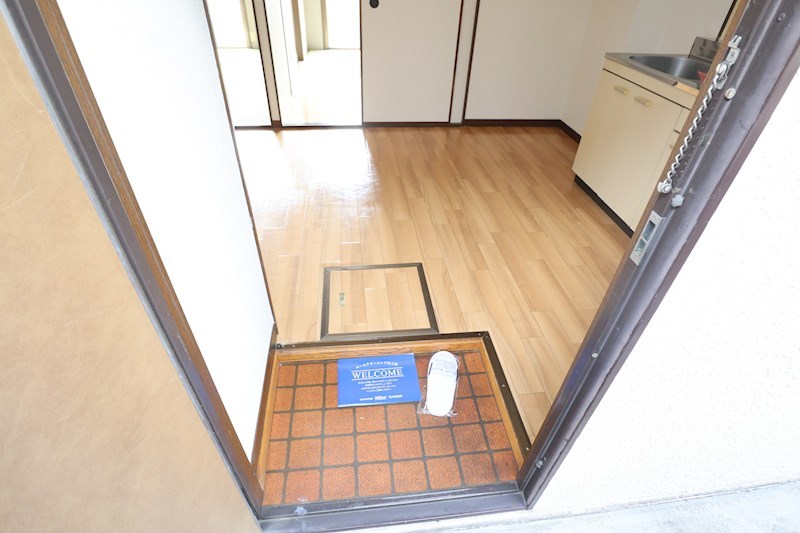 コスモハイツふじ 玄関