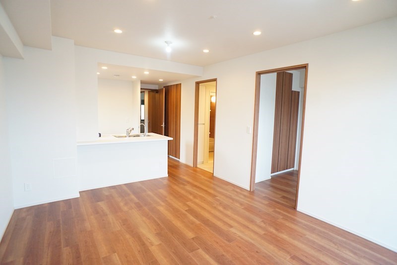 ローレルコート西大寺栄町 リビング