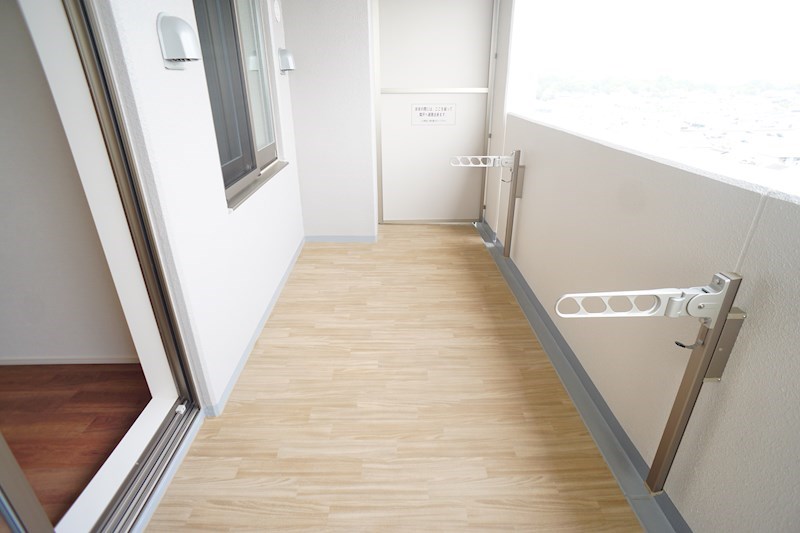 ローレルコート西大寺栄町 ベランダ