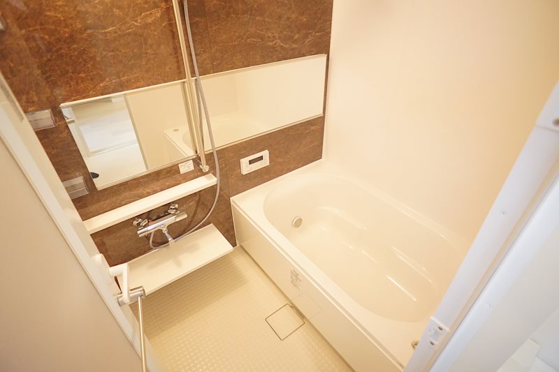 ラ・プリュス 風呂画像