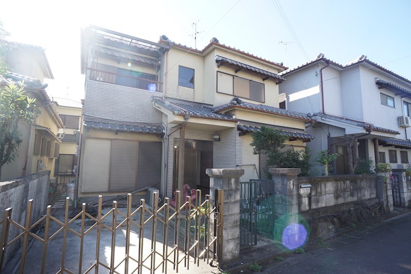 安堵町窪田貸家 外観