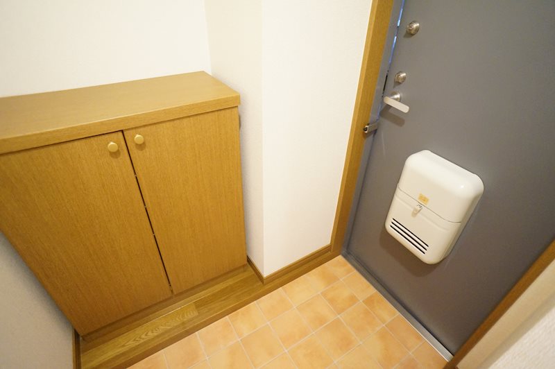 アクシス光台 玄関