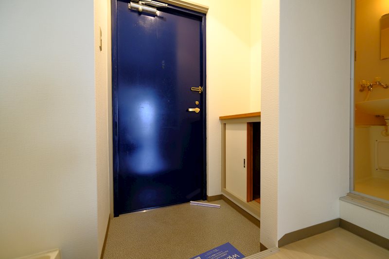 ブロッサム真菅 玄関