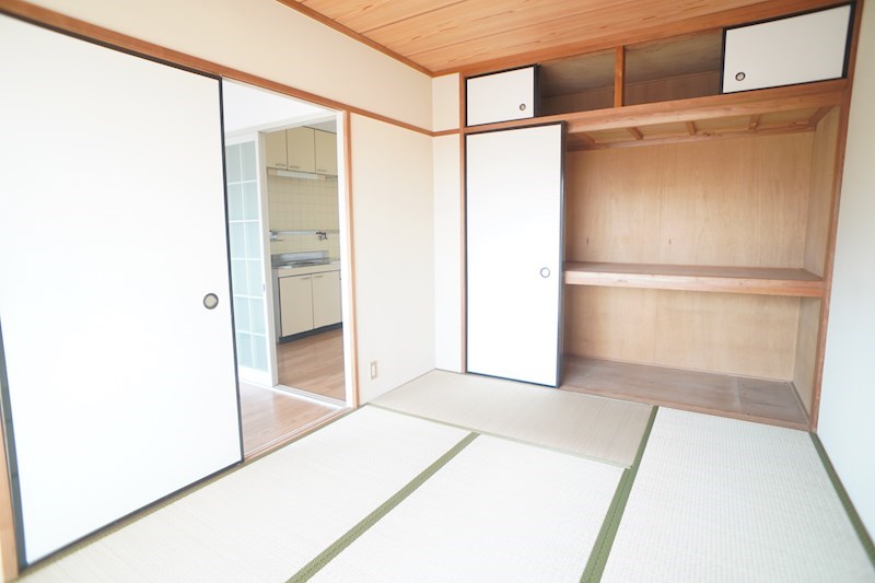 池田ハイツ ベッドルーム