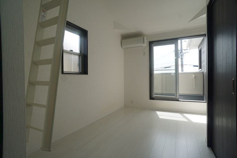 アッシュビーアコダ ベッドルーム