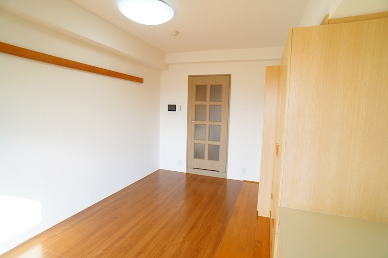 アーバンエース新大宮パル ベッドルーム