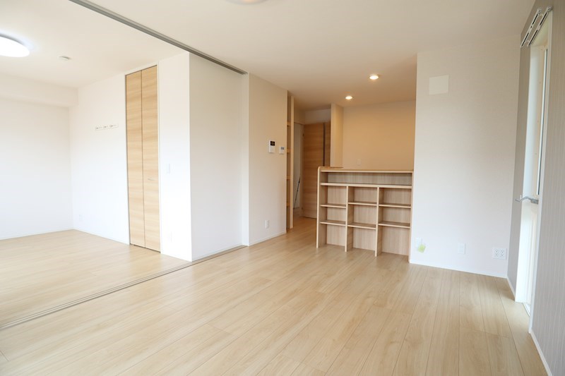 ロイヤルコート藤原京B リビング