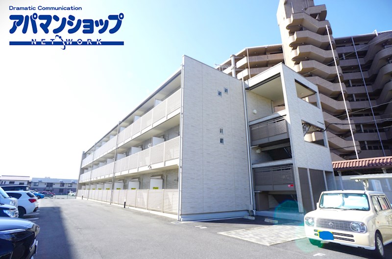 クレイノコミンチャーレドゥーエ 外観