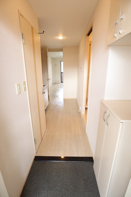 ゴールド・クレスト 玄関