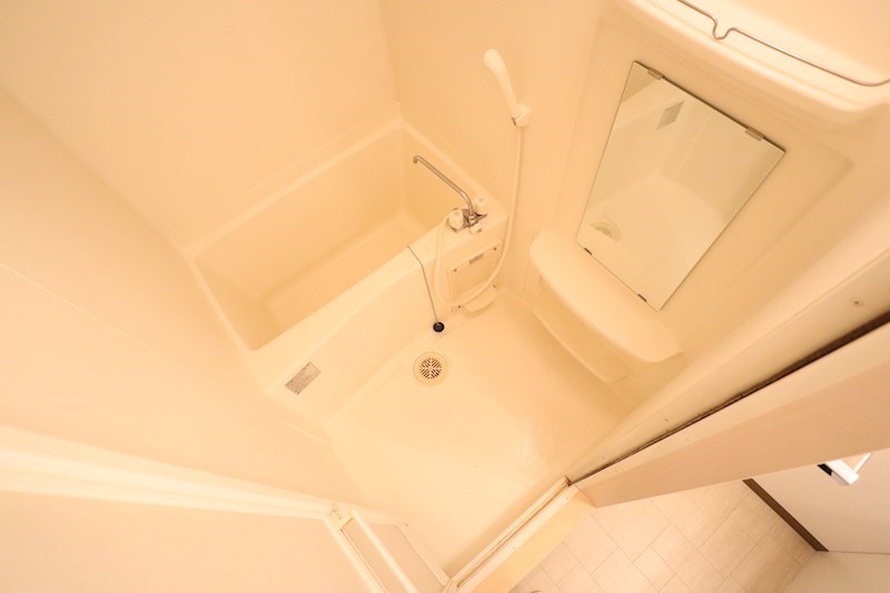 ゴールド・クレスト 風呂画像