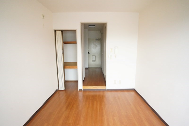 八木ロイヤルハイツ リビング