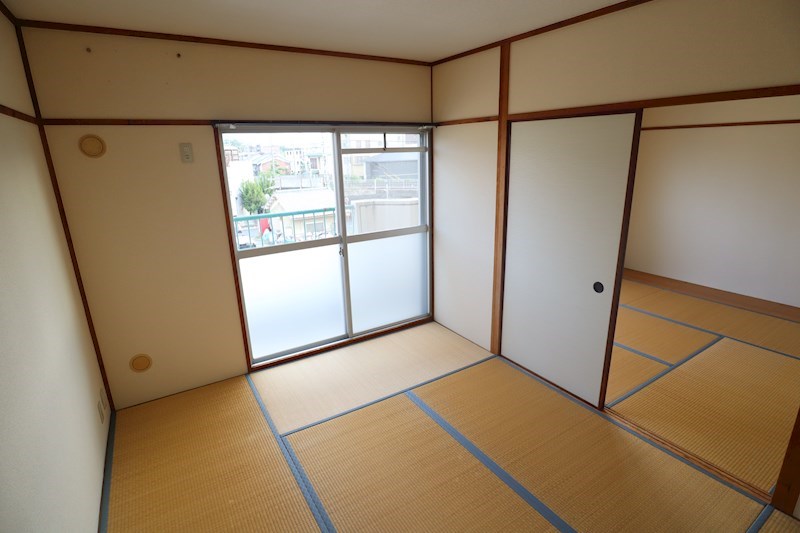森田マンション ベッドルーム