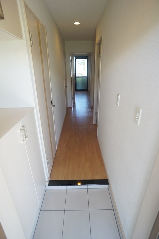 ファミール 玄関