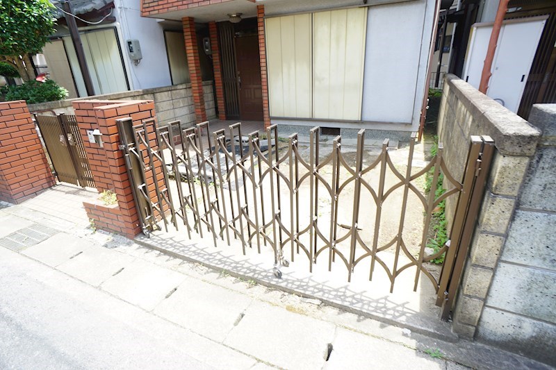 大和郡山小泉駅前貸家 ベランダ