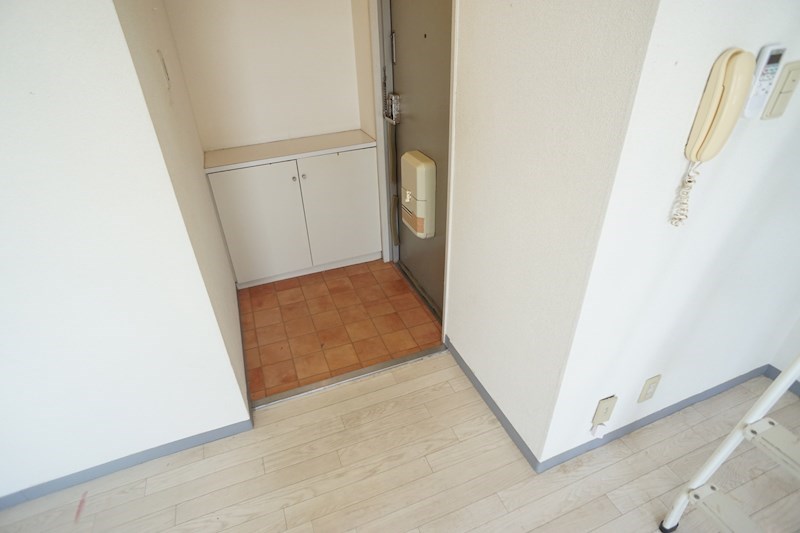 フラッツ郡山  玄関