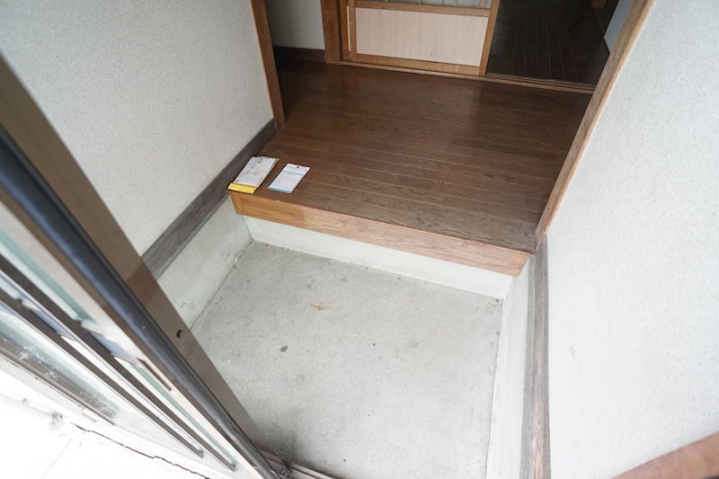 吹角貸家  玄関
