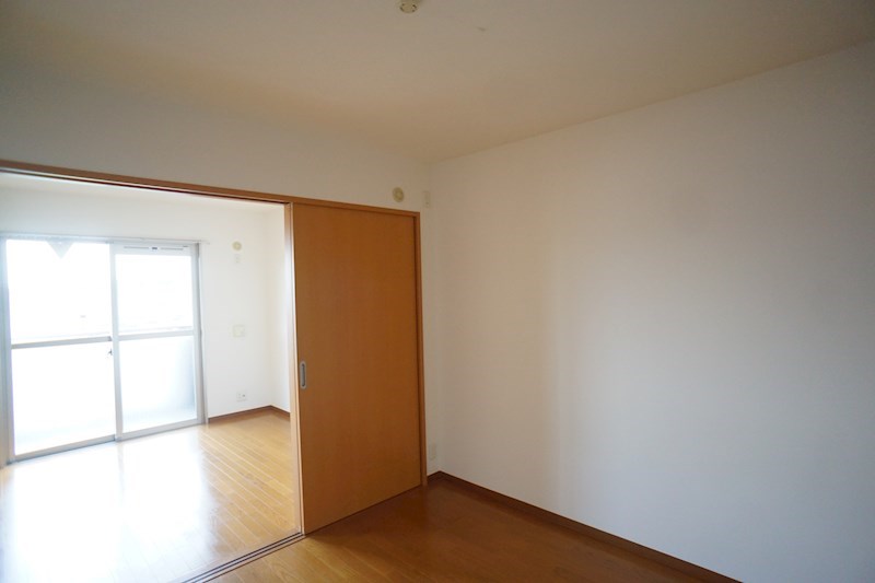 プライムコート西大寺 ベッドルーム