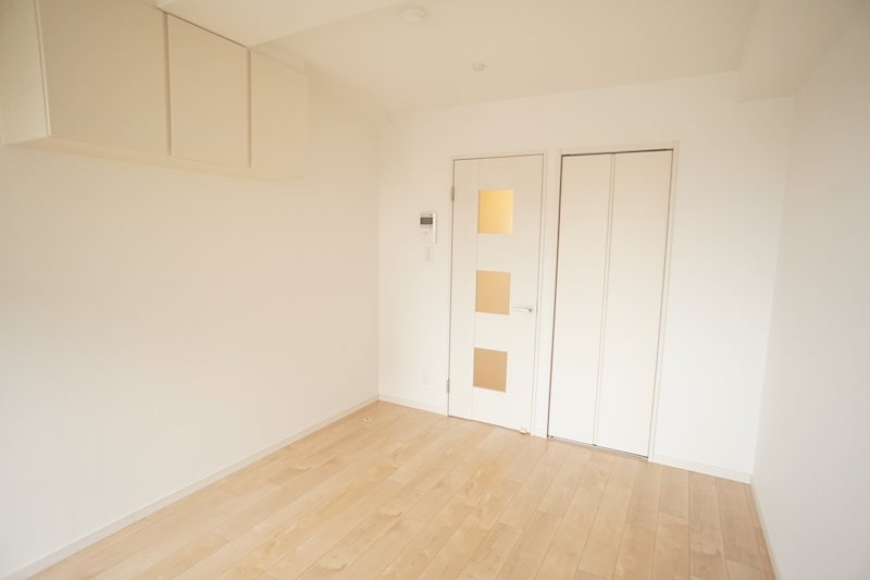 グラディオ新大宮 ベッドルーム