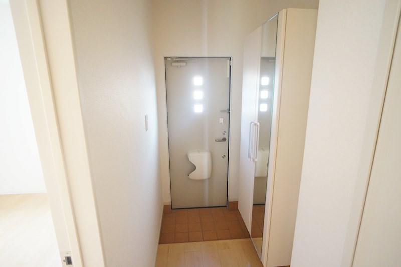 ヴィラージュⅡ 玄関