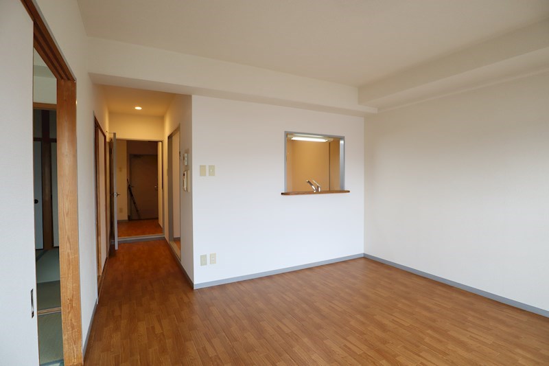 サンメゾン忍海 リビング