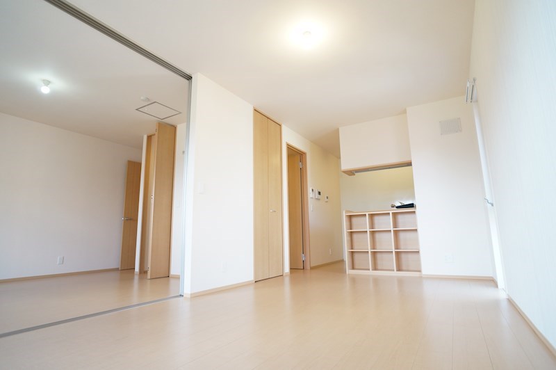 リガーレ大和　1番館 リビング