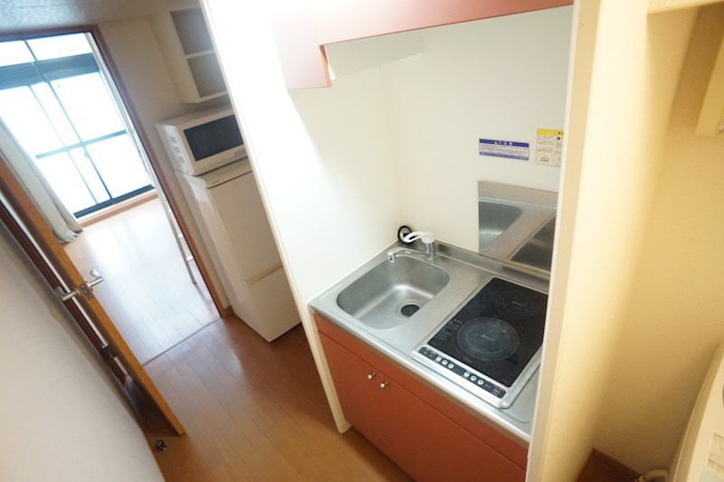 レオパレスルオーテ キッチン