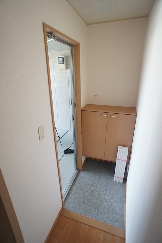 グリーンガーデン弐番館 玄関