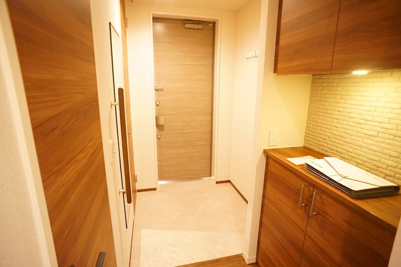 ライムストーン新大宮 玄関