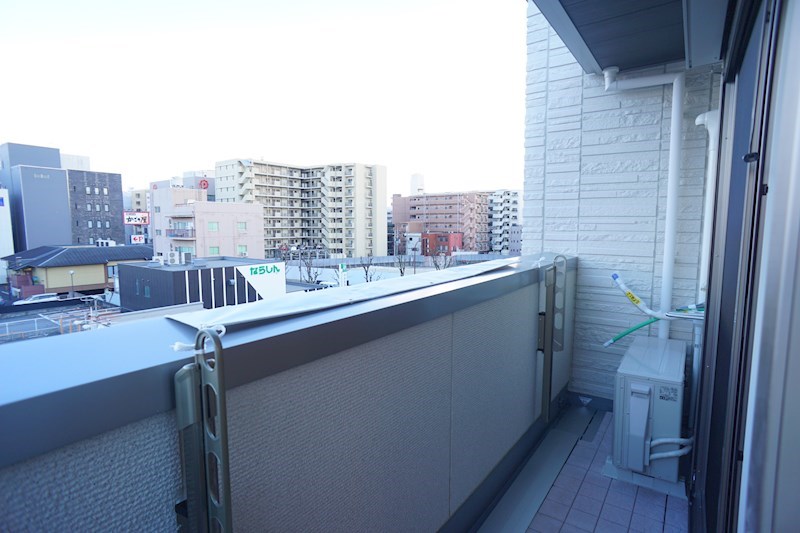 ライムストーン新大宮 ベランダ