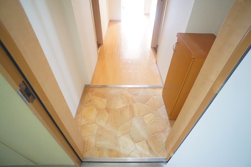 プレミアドミール 玄関