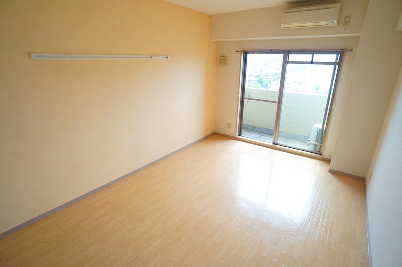 プレミアドミール リビング