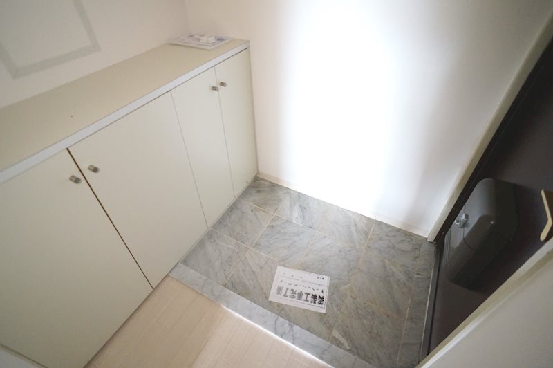 朝日プラザ奈良プレシオ 玄関