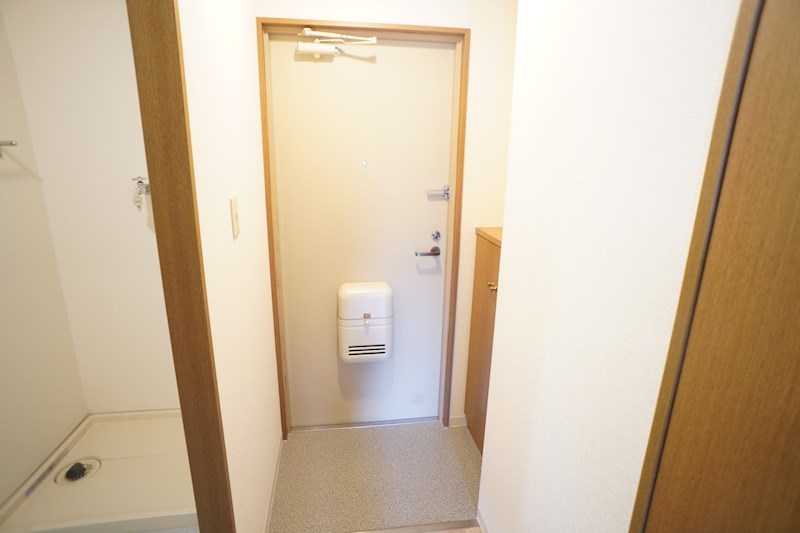 エスポワール三松 玄関