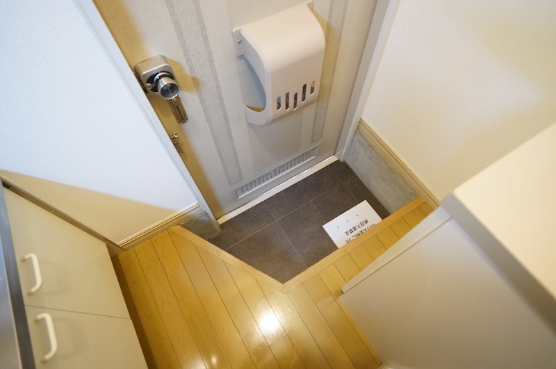 マンション三四四 　A棟 玄関