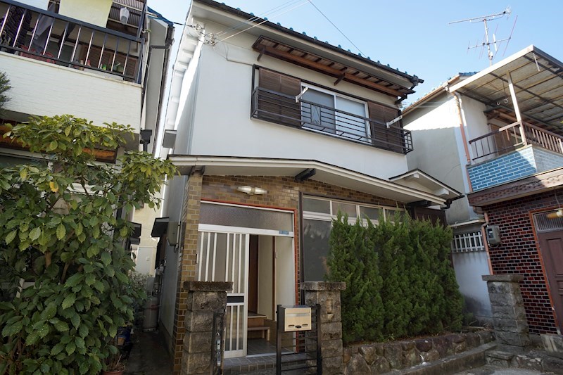 桜ケ丘貸家 外観