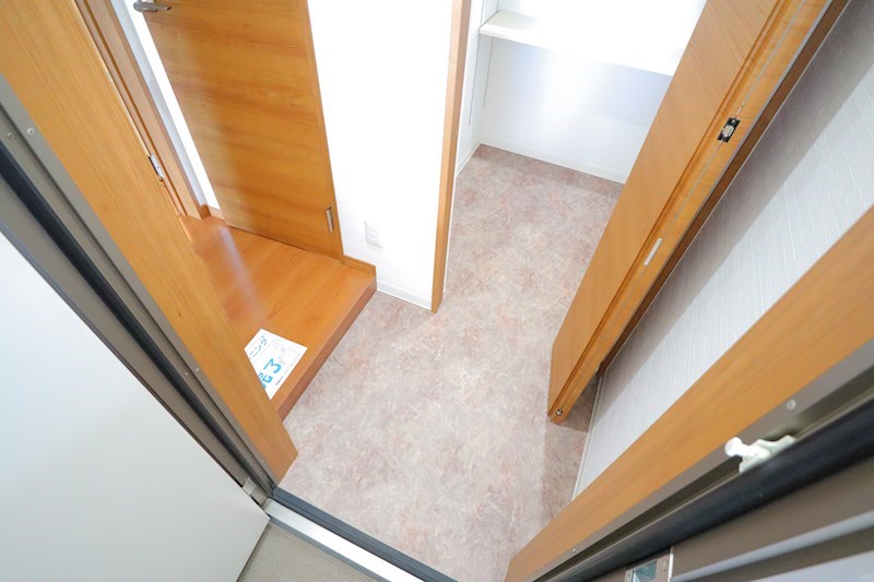 ディアコート生駒 玄関