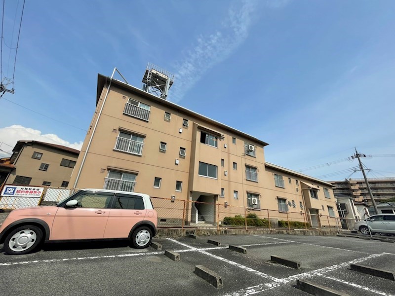 ヴィルドミール富雄 202号室 外観