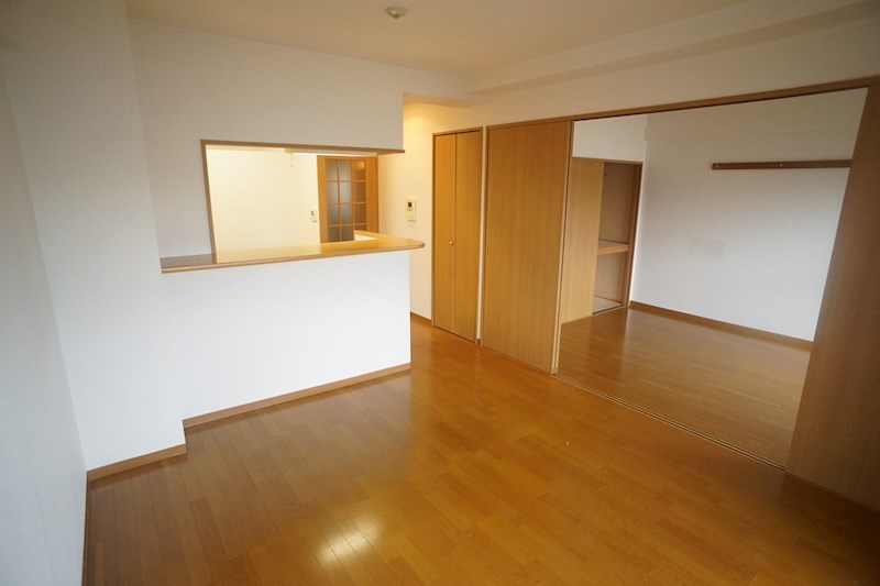 アイリスハイツ７号館 玄関