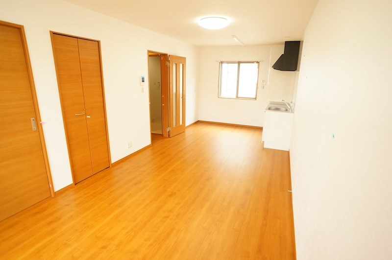 Alce御陵前 リビング