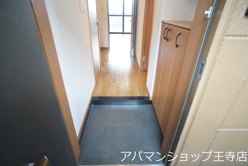 プラムハウスⅡ 玄関