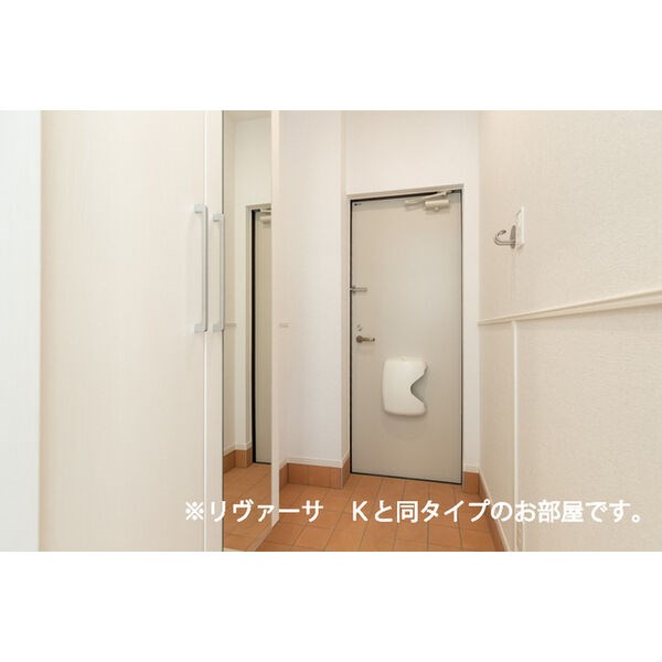 アバンツァート 玄関