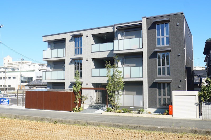 シャーメゾン　アリビオ 302号室 外観