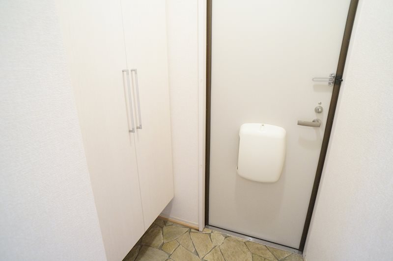 リビングタウンくにみ　Ａ棟 玄関