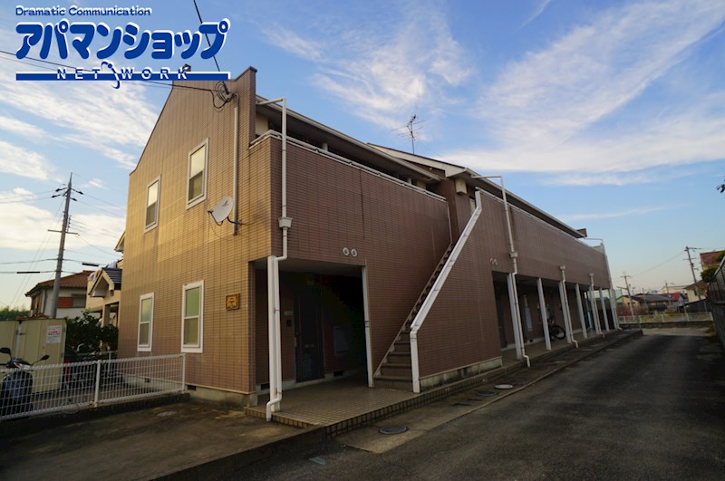 レオパレスカサ 外観